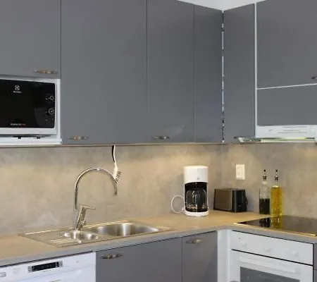 Apartman Majoituspalvelu Nurmi Yritysperaenkatu 2 E 2 *